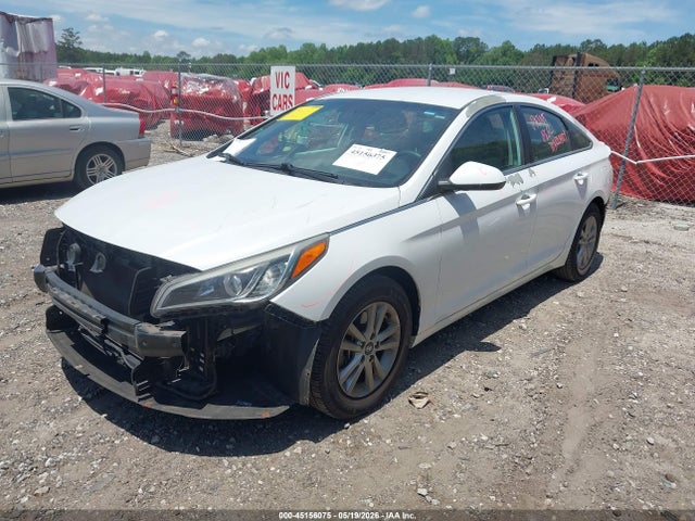 2017 Hyundai SONATA SE — фото 2