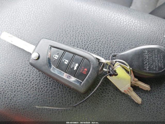 صورة مصغرة 11 لـ 2018 Toyota CAMRY LE