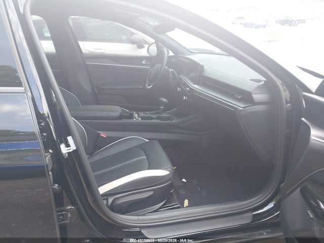 2025 KIA K5 GT-LINE photo 5