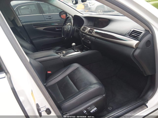 2013 Lexus LS 460 L photo 5