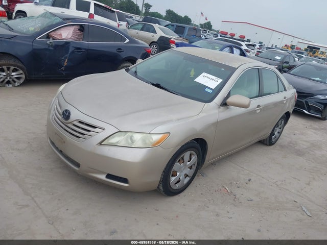 2008 Toyota CAMRY LE photo 2
