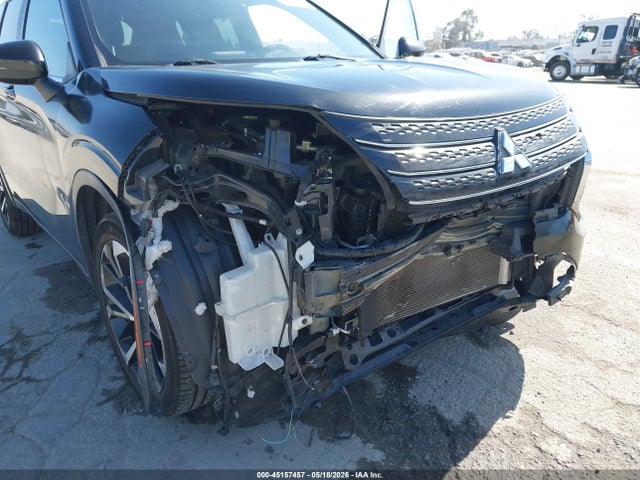 2022 MITSUBISHI OUTLANDER ES 2.5 S-AWC 6