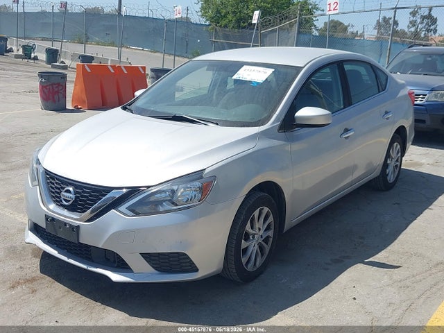 2018 Nissan SENTRA SV photo 2