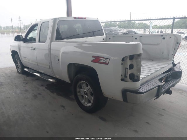 صورة 3 لـ 2011 Chevrolet SILVERADO 1500 LT