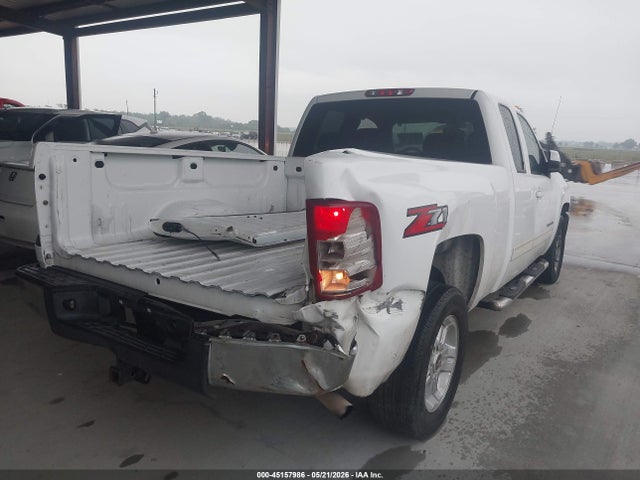 صورة 4 لـ 2011 Chevrolet SILVERADO 1500 LT