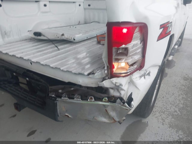 صورة 6 لـ 2011 Chevrolet SILVERADO 1500 LT