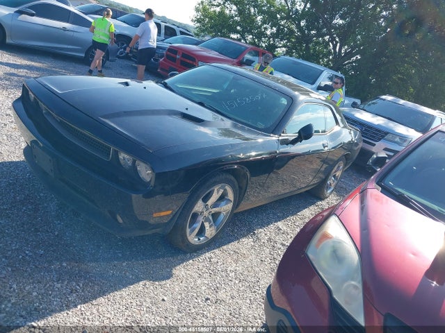 صورة 2 لـ 2012 Dodge CHALLENGER SXT
