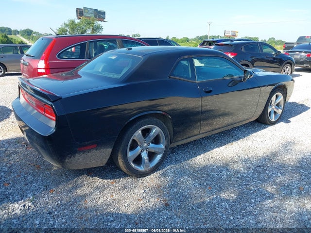 صورة 4 لـ 2012 Dodge CHALLENGER SXT
