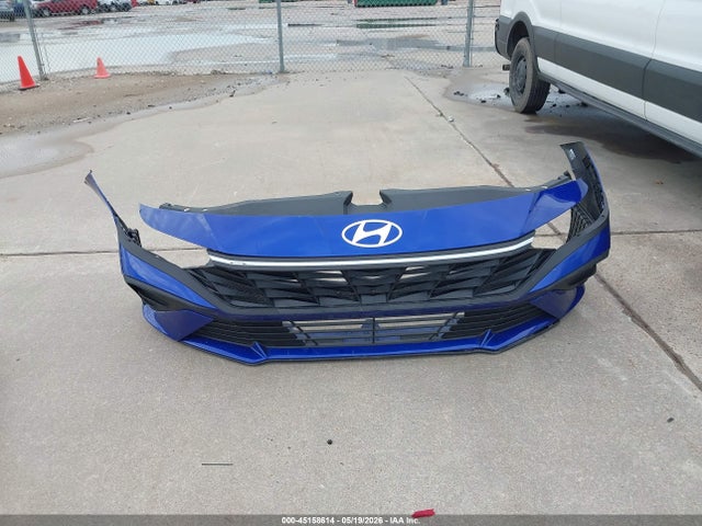 صورة 12 لـ 2025 Hyundai ELANTRA SEL SPORT