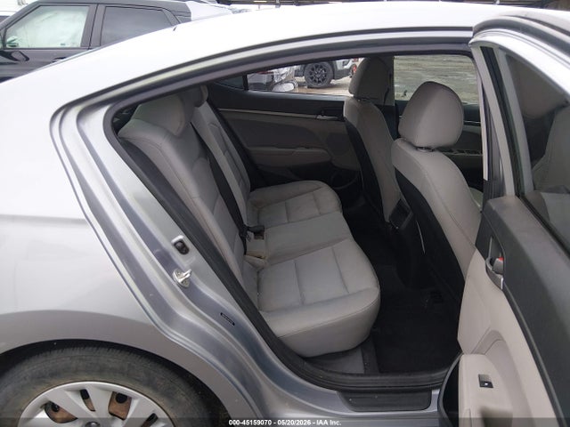 2017 Hyundai ELANTRA SE 照片 8