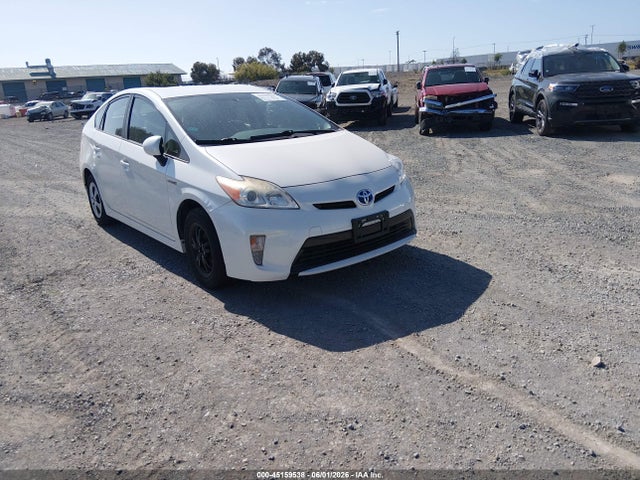 2014 TOYOTA PRIUS THREE