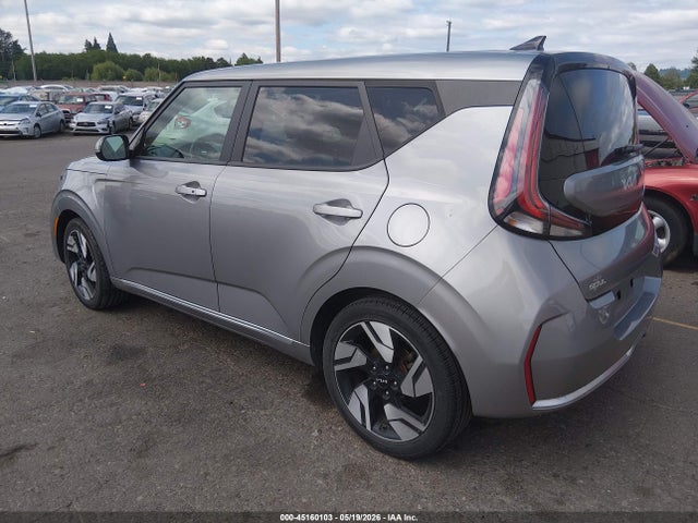 2023 KIA SOUL GT-LINE 照片 3