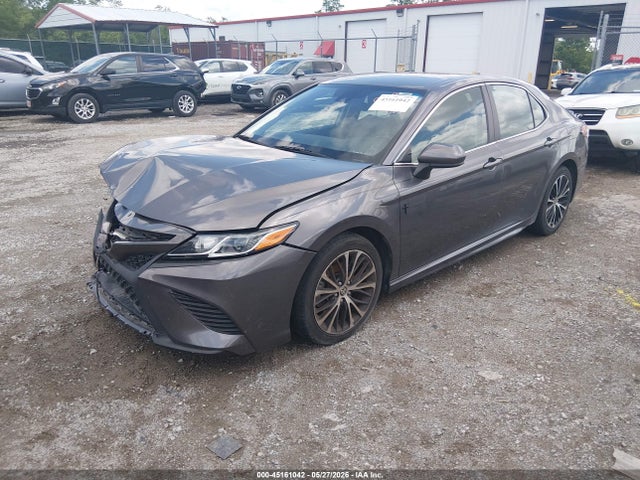صورة 2 لـ 2020 Toyota CAMRY SE