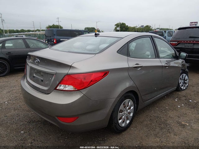 2017 Hyundai ACCENT SE 照片 4