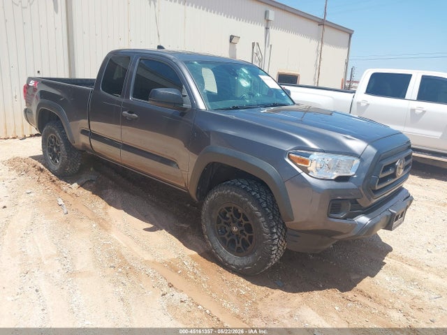 2022 Toyota TACOMA SR — фото 1