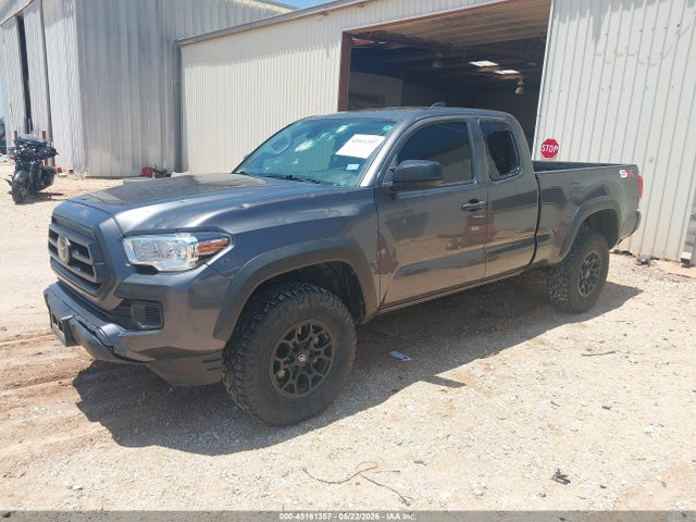 2022 Toyota TACOMA SR — фото 2