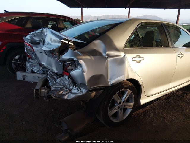 2014 Toyota CAMRY SE 缩略图 6