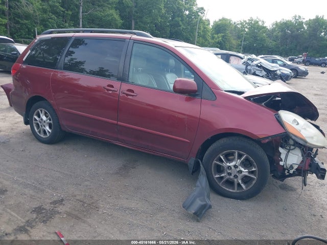2006 TOYOTA SIENNA XLE