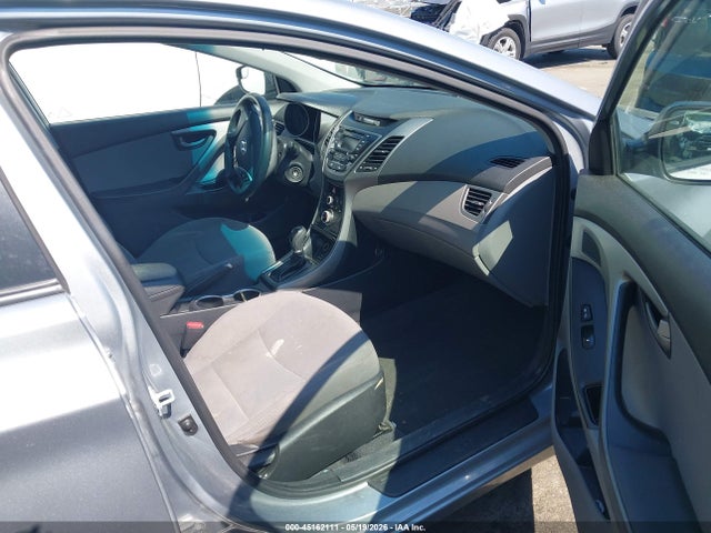 2015 Hyundai ELANTRA SE 照片 5