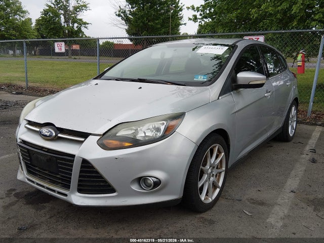 FORD FOCUS TITANIUM - 2