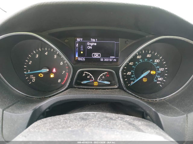 FORD FOCUS TITANIUM - 7