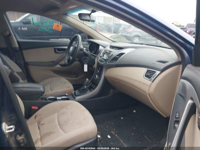 2015 Hyundai ELANTRA SE — фото 5