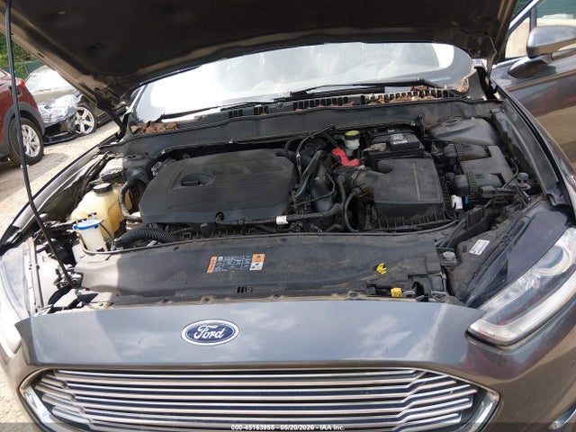 FORD FUSION SE - 10