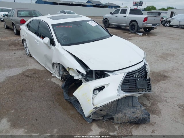 2017 LEXUS ES 