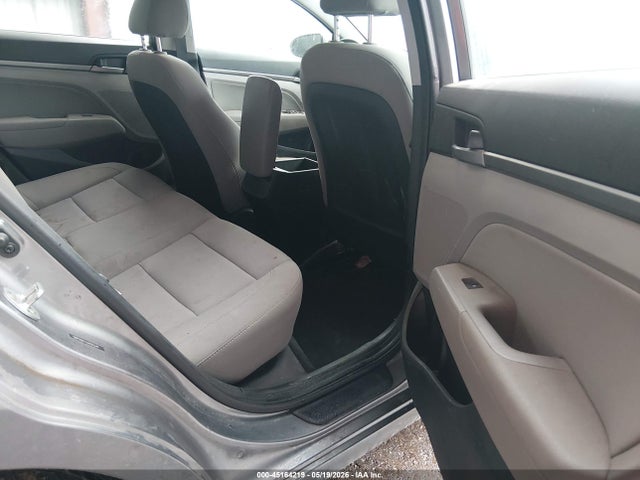 2018 Hyundai ELANTRA SEL 照片 8