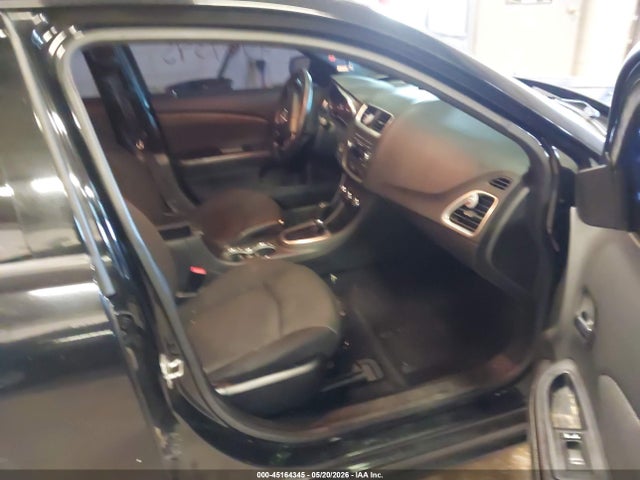صورة 5 لـ 2014 Dodge AVENGER SE