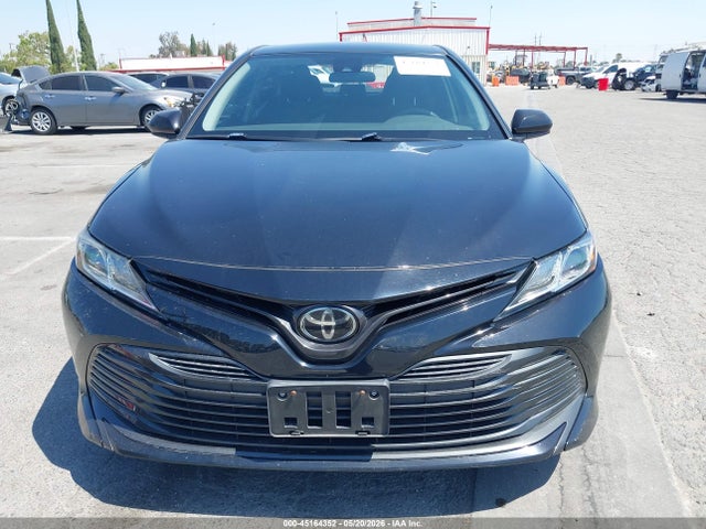 صورة مصغرة 12 لـ 2019 Toyota CAMRY LE