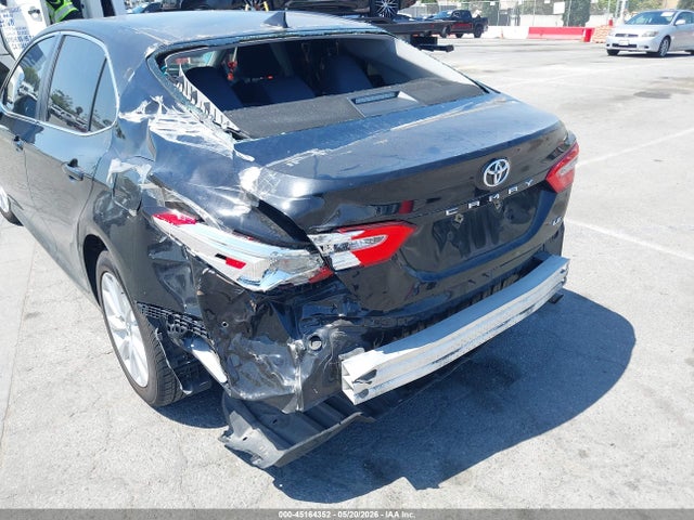 2019 Toyota CAMRY LE — фото 6