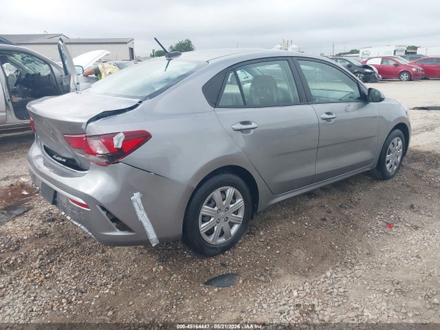 صورة 4 لـ 2022 KIA RIO S