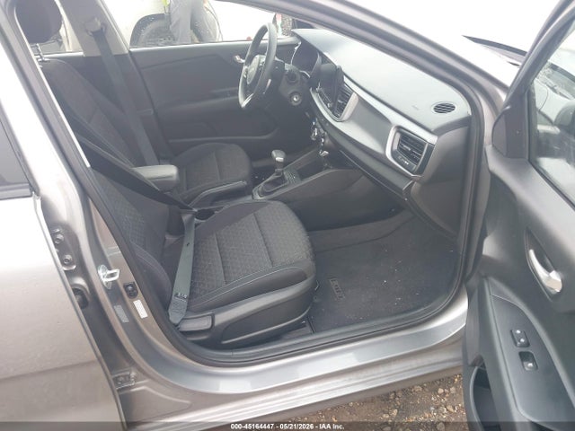 صورة 5 لـ 2022 KIA RIO S