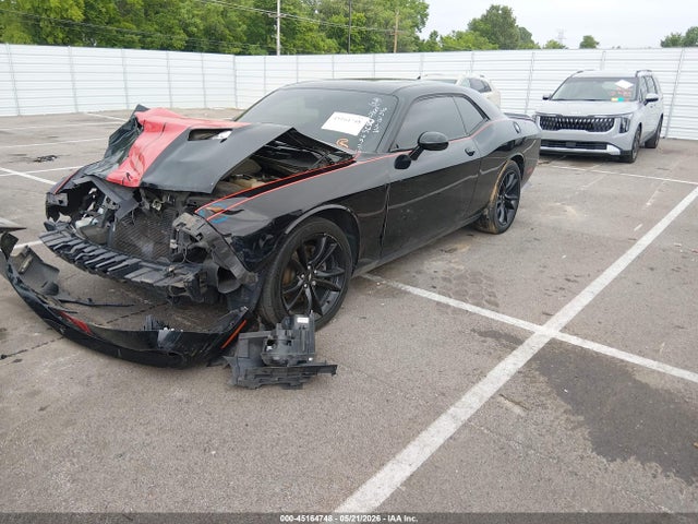 2018 DODGE CHALLENGER SXT PLUS 2