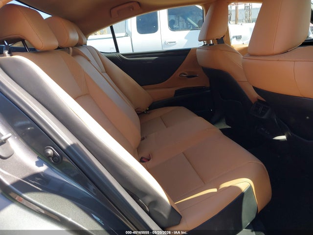 2025 Lexus ES 350 照片 8