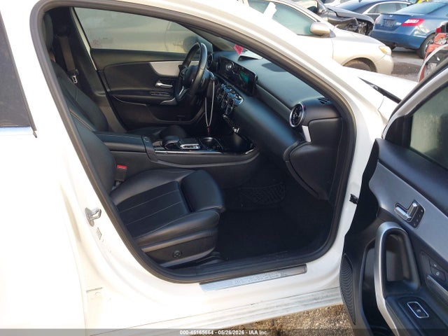 صورة 5 لـ 2019 Mercedes-BENZ A 220 4MATIC