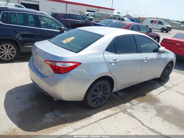 2015 Toyota COROLLA LE — фото 4