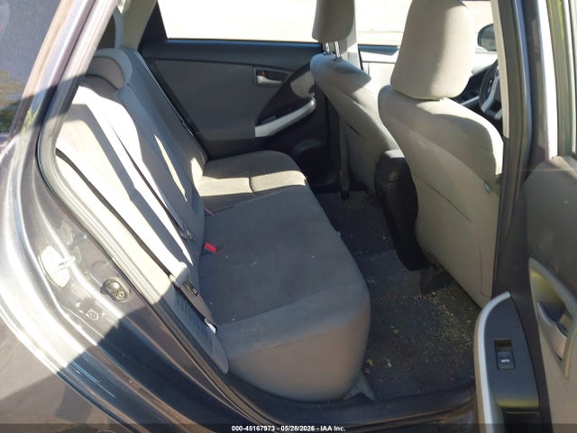 2013 Toyota PRIUS TWO — фото 8