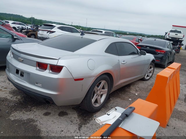 صورة 4 لـ 2012 Chevrolet CAMARO 1LT