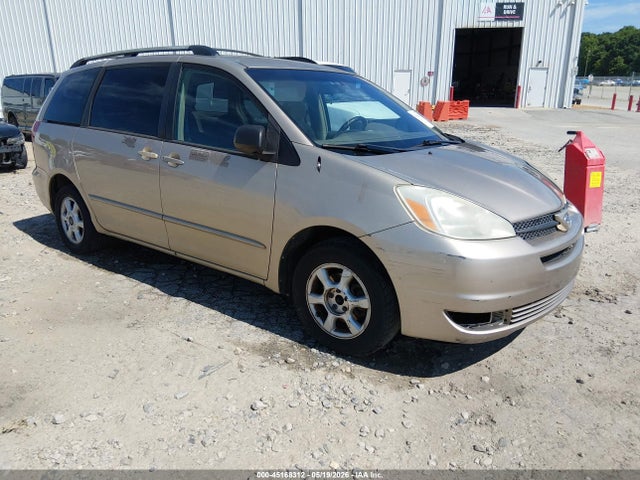 2005 TOYOTA SIENNA LE
