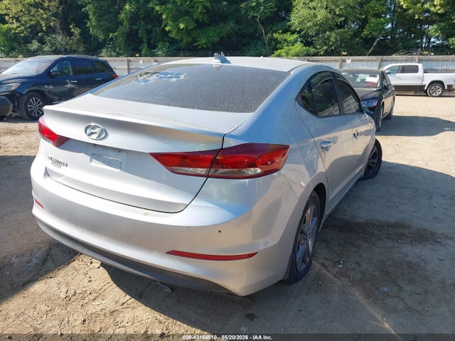 2017 Hyundai ELANTRA SE — фото 4