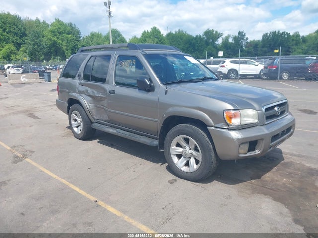 2003 NISSAN PATHFINDE SE