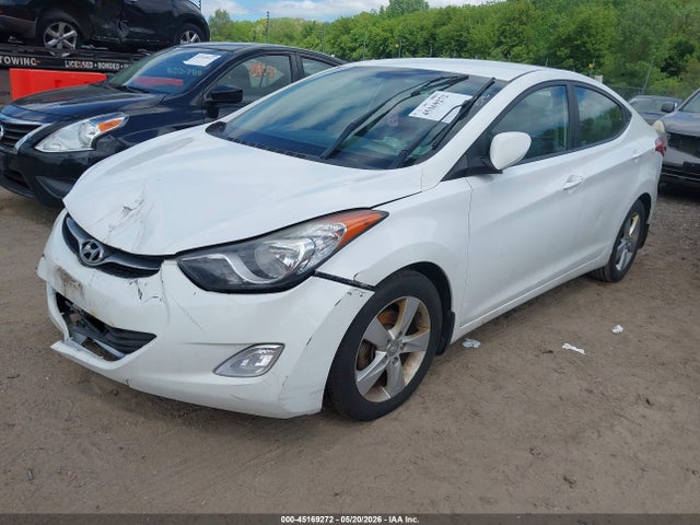 2013 Hyundai ELANTRA GLS — фото 2
