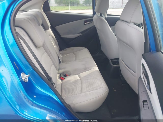 صورة 8 لـ 2019 Toyota YARIS LE