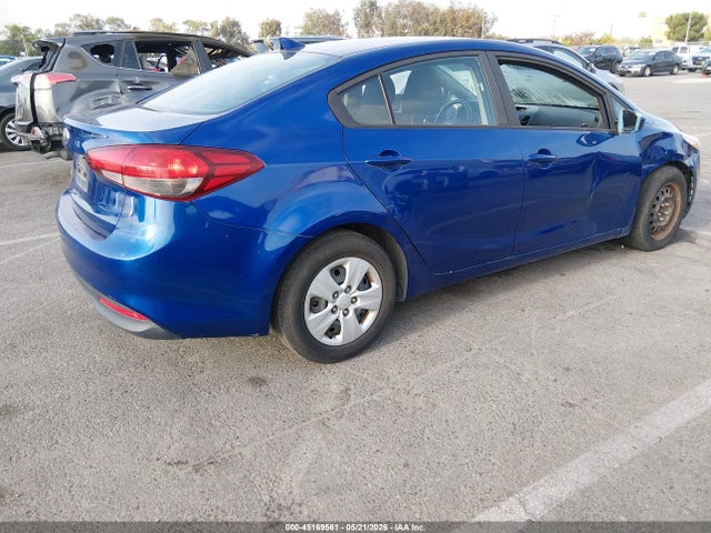 2017 KIA FORTE LX 照片 4