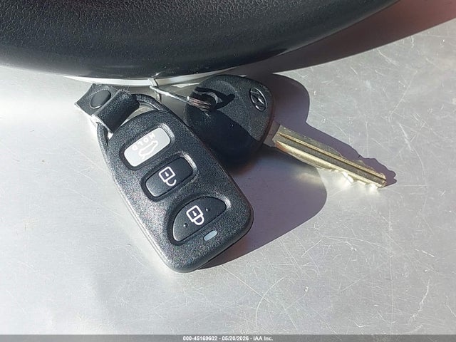 صورة مصغرة 11 لـ 2017 Hyundai ELANTRA SE