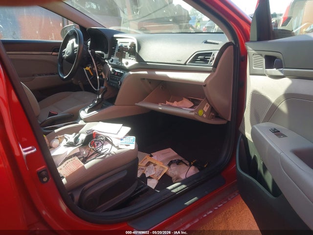 صورة 5 لـ 2017 Hyundai ELANTRA SE