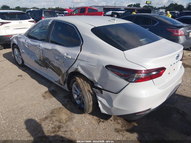 2024 Toyota CAMRY LE photo 3