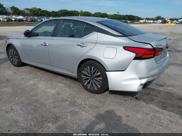2024 Nissan ALTIMA SV FWD 照片 3